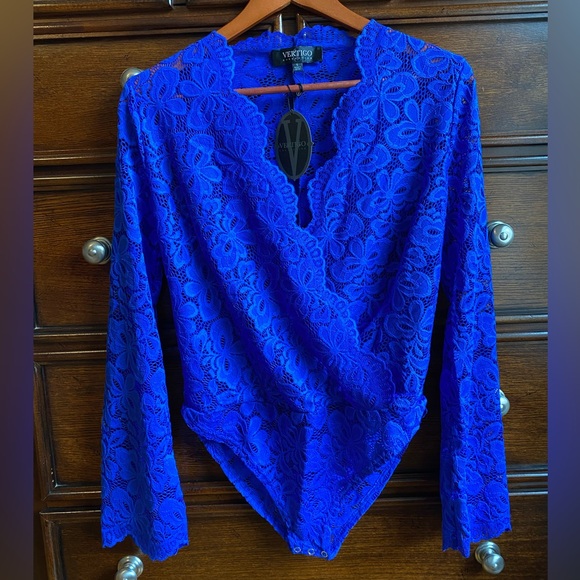 Vertigo Paris Estate Blue Lace Bodysuit Top - Picture 8 of 8
